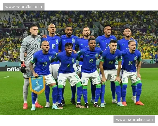 波兰世界杯历史回顾与深度分析:从赛事亮点到战术演变的全面探讨 波兰世界杯历史回顾与深度分析:从赛事亮点到战术演变的全面探讨